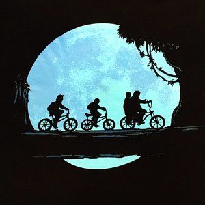 🧿 3 for $33 🧿 Stranger Things Biking Moon Graphic Tee Womens 2XL Black Netflix